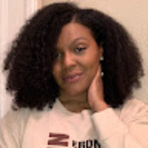 Meet your Posher, Ebonee
